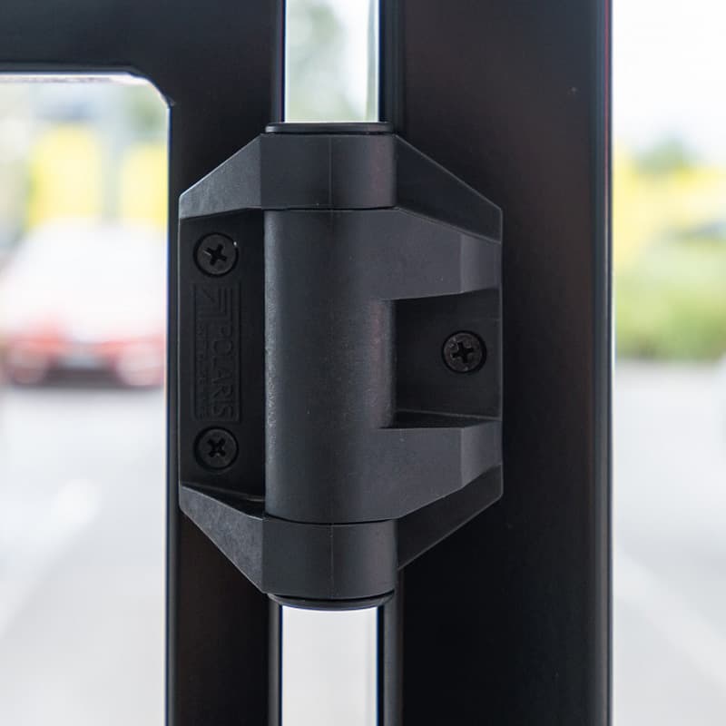 Polymer Hinge on gate 800x800