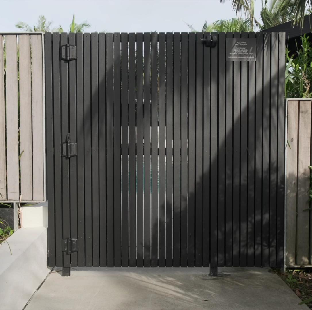 Polaris 156 Utility Hinge on Timber Fence