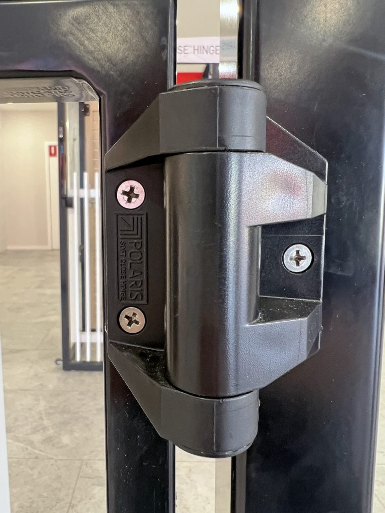 Polymer Hinge black
